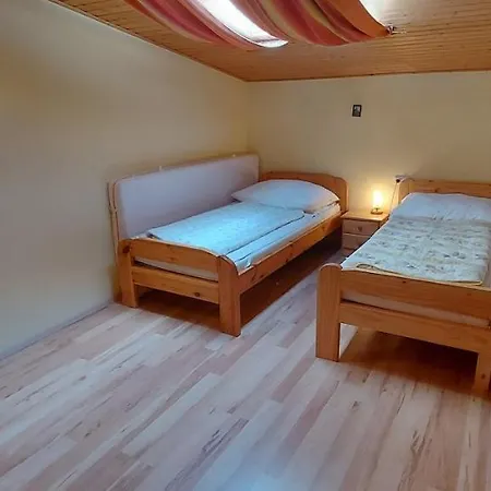 Apartment Esmeralda - Fis - Ferien Im Salzkammergut