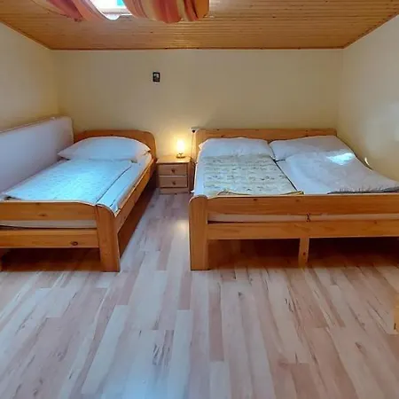 Apartment Esmeralda - Fis - Ferien Im Salzkammergut Apartamento Tauplitz