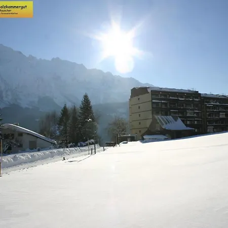 Apartment Esmeralda - Fis - Ferien Im Salzkammergut Apartamento *